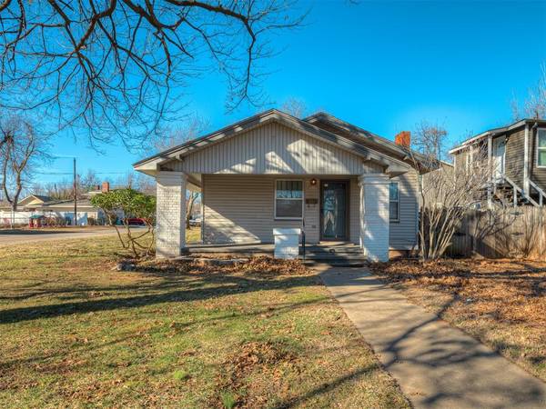 828 S 16th Street, Chickasha, OK 73018