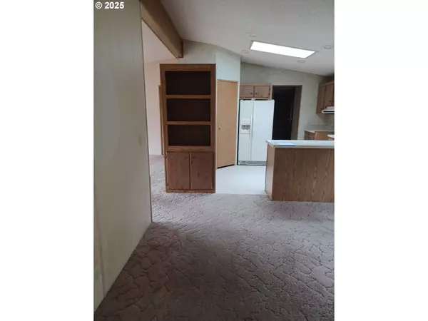 Aurora, OR 97002,11672 NE THRUSH CT