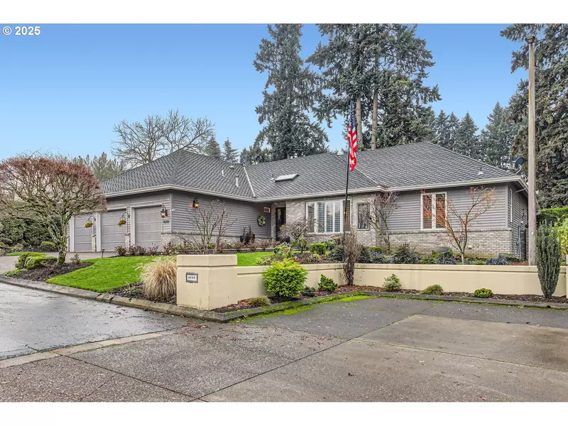 8233 SW EDGEWATER, Wilsonville, OR 97070