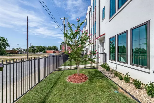 Dallas, TX 75215,1745 Lear Street