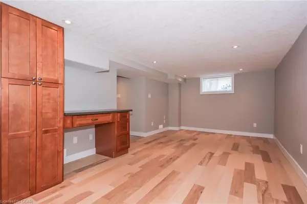 Guelph, ON N1E 2J3,64 Cassino AVE #UNIT #B