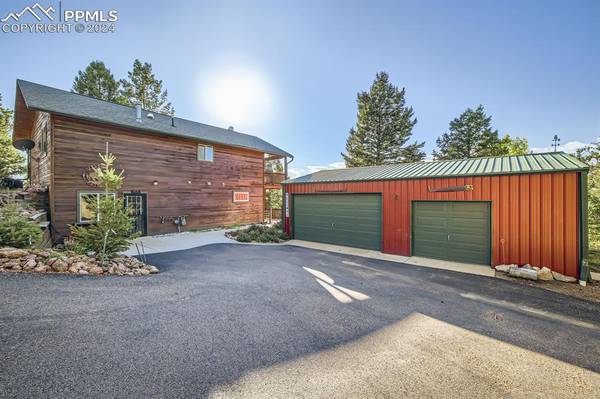 25 Amanda CIR, Florissant, CO 80816