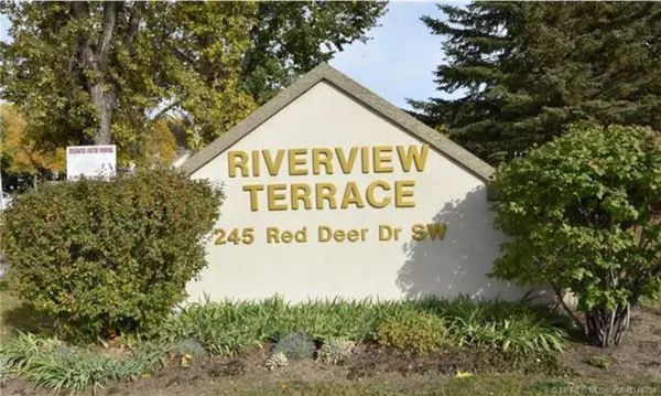 245 Red Deer DR SW #302, Medicine Hat, AB T1A 8P4