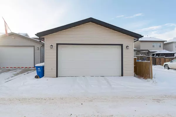 Fort Mcmurray, AB T9K 0C2,124 Fox CRES