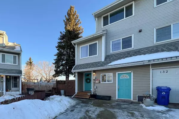 134 Wallace PL, Fort Mcmurray, AB T9H 4P9