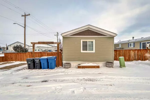 42 Park RD, Carstairs, AB T0M0N0