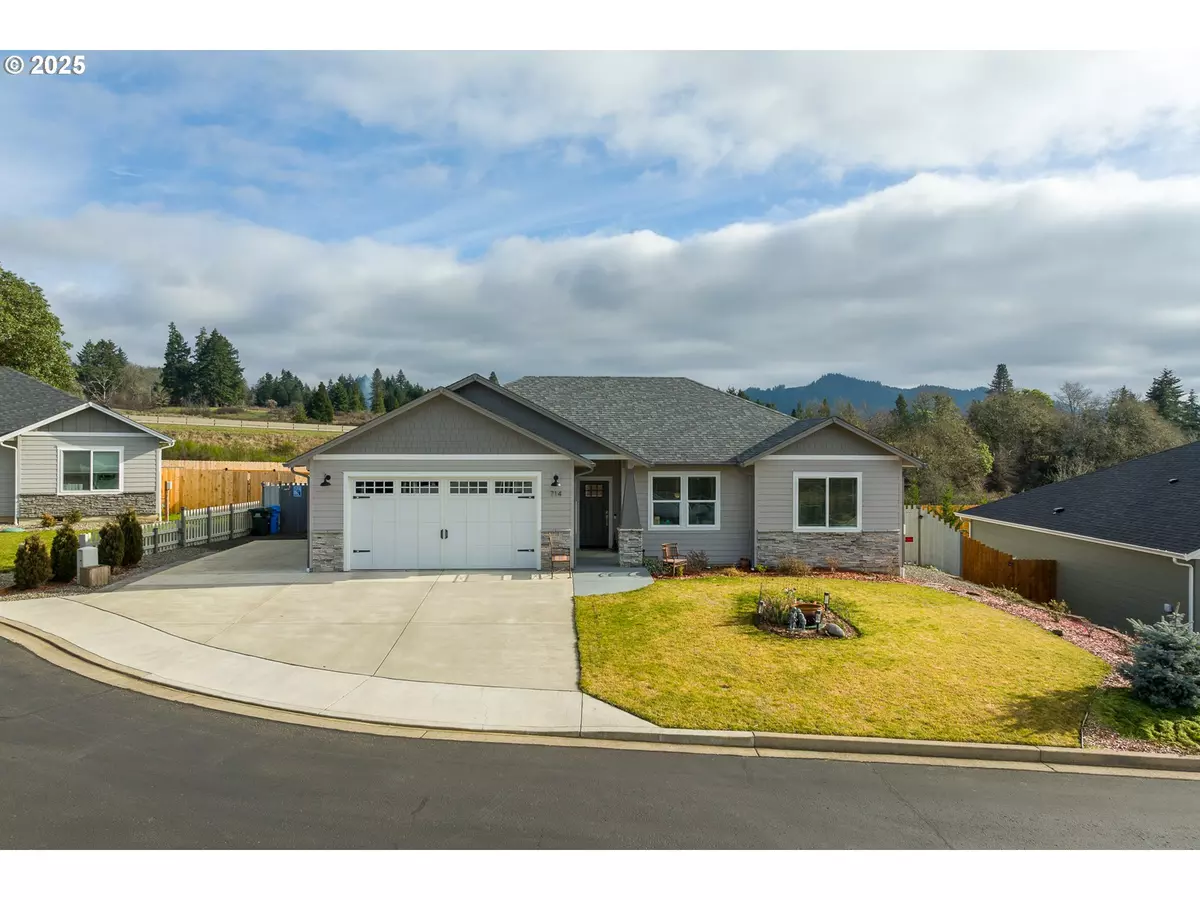 Sutherlin, OR 97479,714 SLAZENGER CT