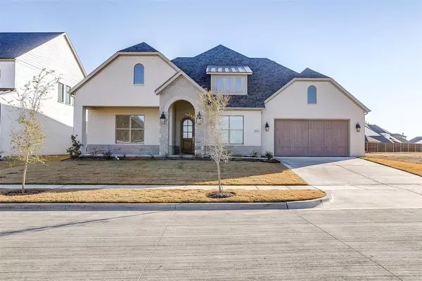 950 Highlands Avenue, Aledo, TX 76008