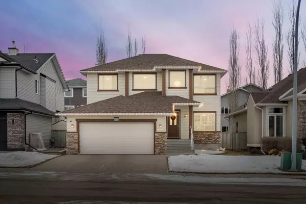 256 Cove DR, Chestermere, AB T1X 1J4