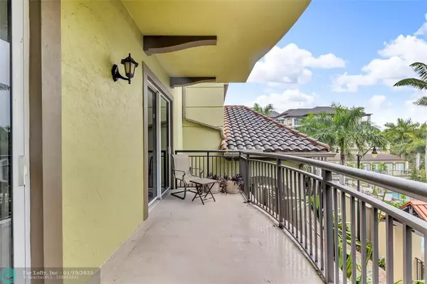 Wilton Manors, FL 33334,2625 NE 14th Avenue  #303