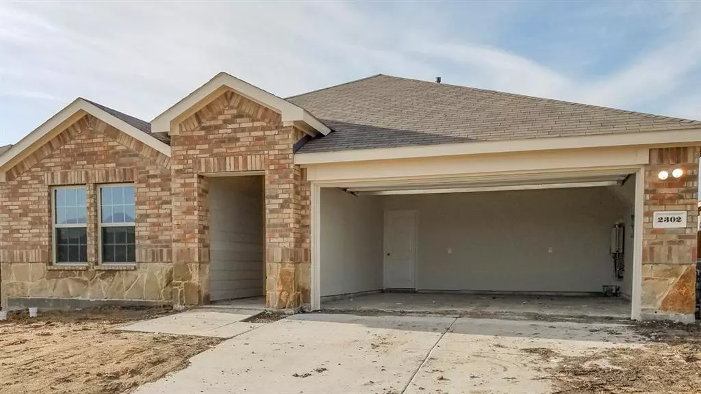 2302 Broken Bow Trail, Crandall, TX 75114