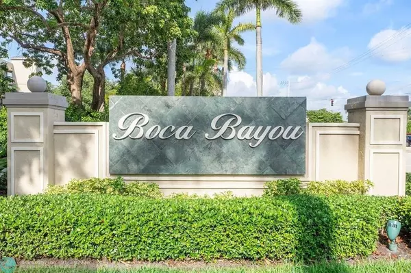 Boca Raton, FL 33432,9 Royal Palm Way  #206