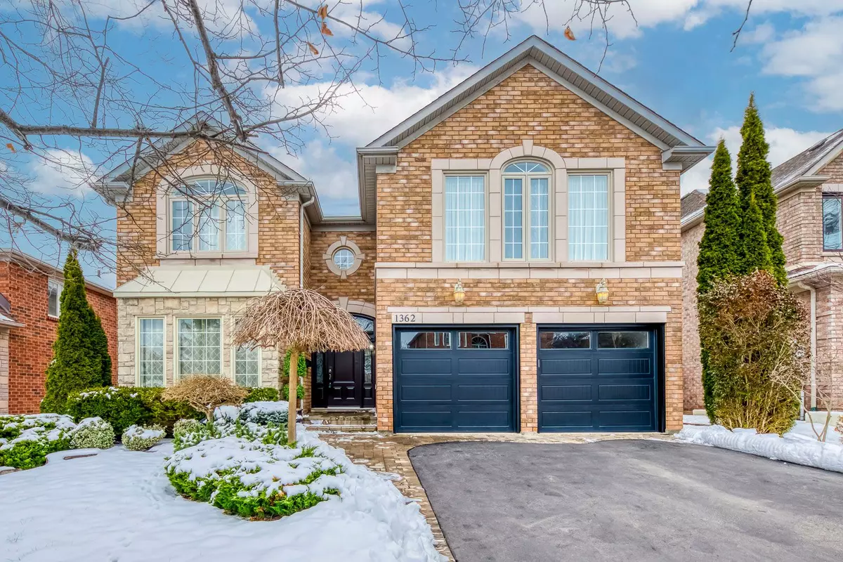 Halton, ON L6H 6C7,1362 Creekwood TRL