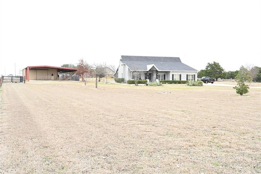 5811 W Highland Road, Midlothian, TX 76065