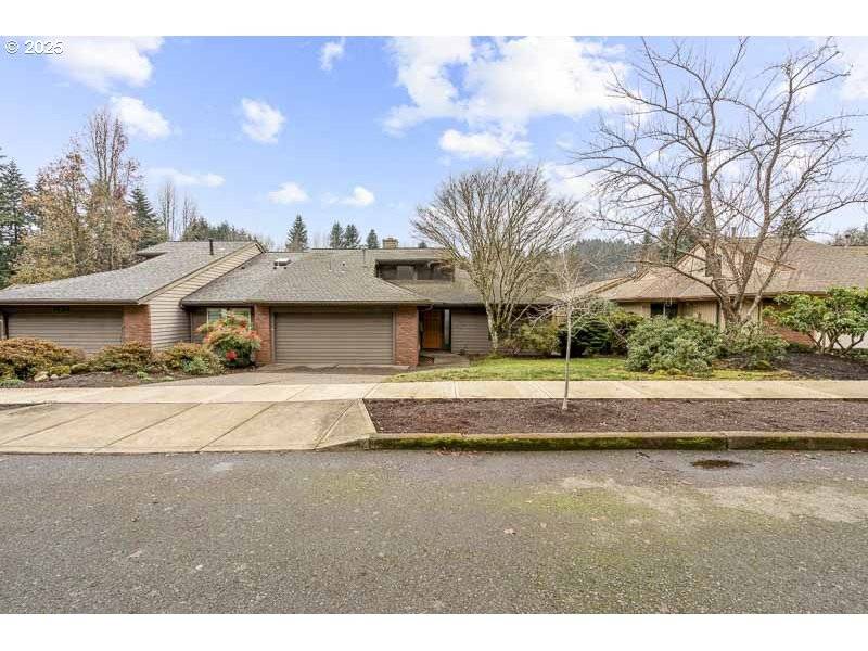 1110 CAYUSE CIR, Salem, OR 97306