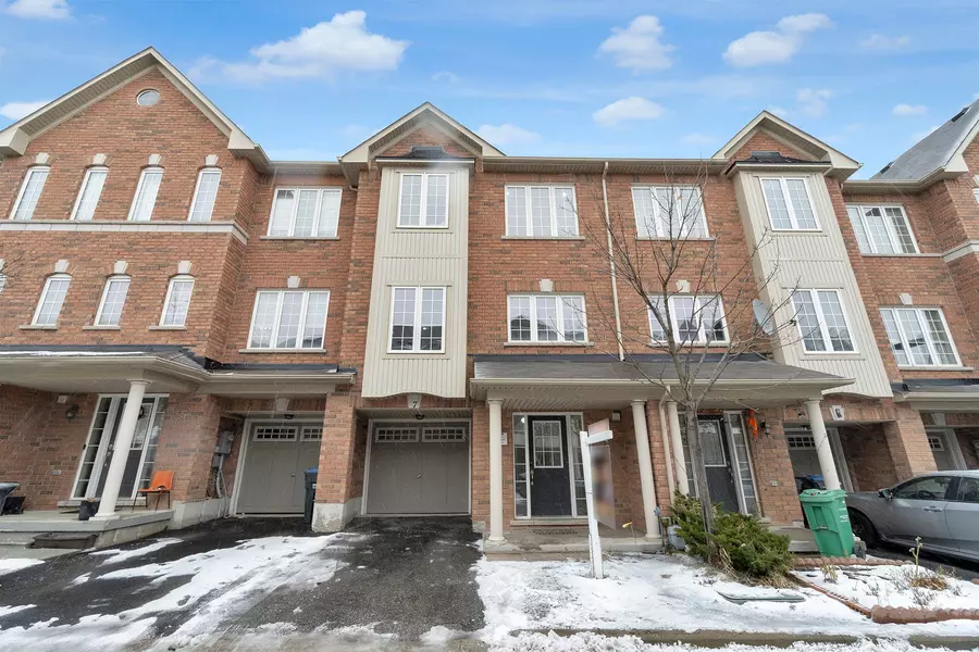 7 Urbana RD, Brampton, ON L6Y 0R6