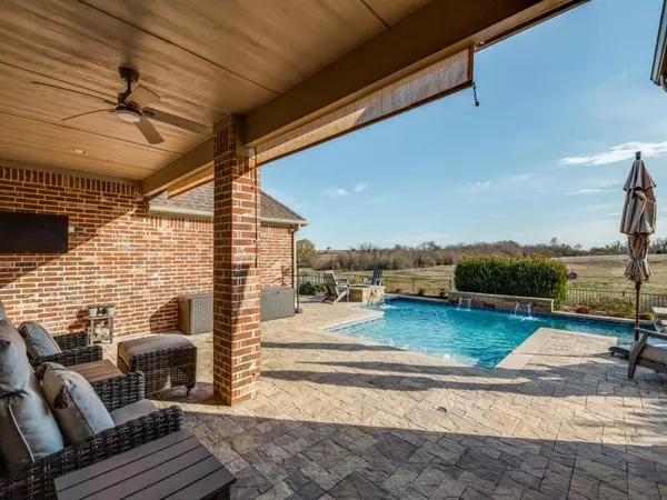 Gunter, TX 75058,1616 Bearpath Way