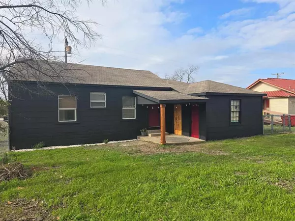 Honey Grove, TX 75446,606 6th Street