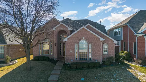 8915 Lakewood Drive, Irving, TX 75063