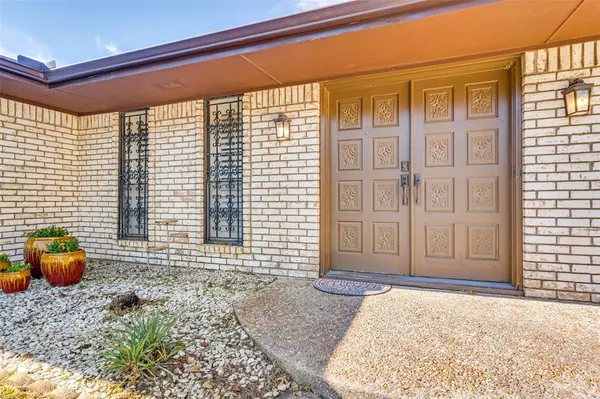 Irving, TX 75062,2809 Warren Circle