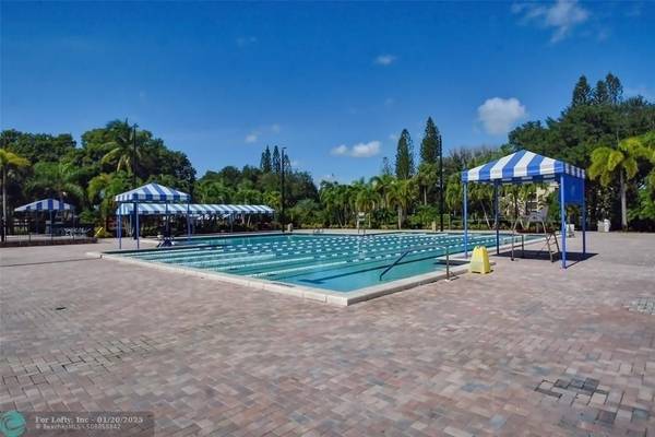 Coconut Creek, FL 33066,2212 Seagrape Cir