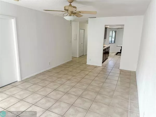 Coral Springs, FL 33071,9539 NW 2nd Pl  #9539