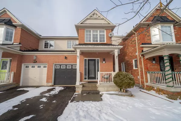 26 Fred Silvester RD,  York,  ON L4A 0J6