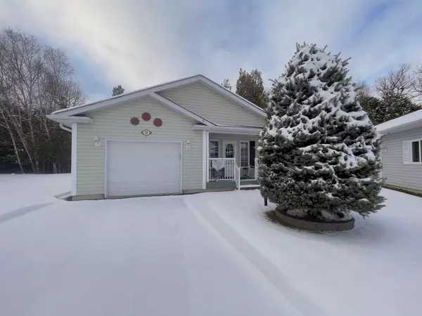 9 VENTNOR CRES, Wasaga Beach, ON L9Z 3A8