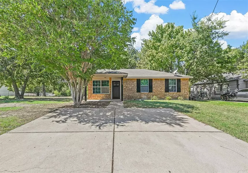 1515 Rice Avenue, Gainesville, TX 76240