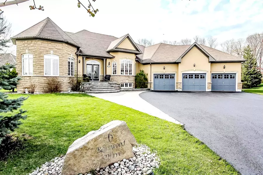 6 Basswood DR, Wasaga Beach, ON L9Z 0A9