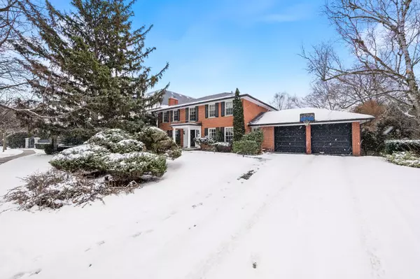 11 Tudor Gate, Toronto C12, ON M2L 1N3