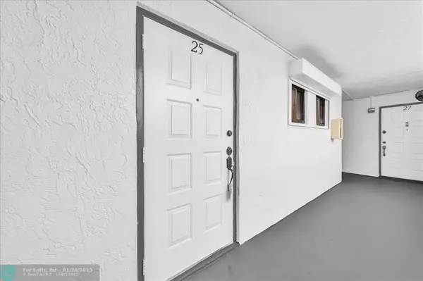 1470 Sheridan St  #25C, Hollywood, FL 33020