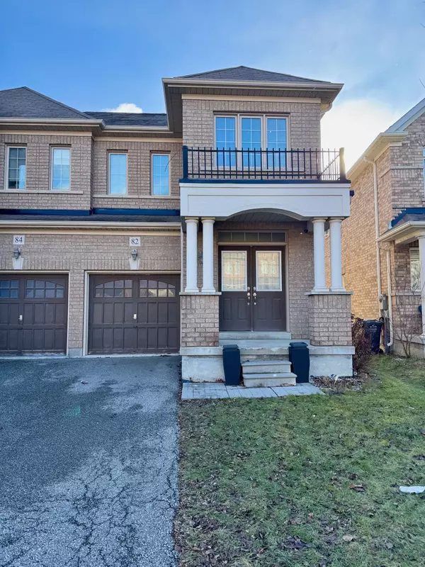 82 Clearfield DR, Brampton, ON L6P 3J4