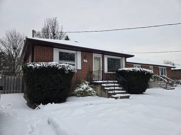 65 MOORE ST #MAIN, Brampton, ON L6X 1V2