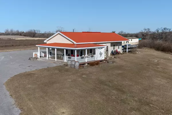 804 Closson RD, Prince Edward County, ON K0K 2J0