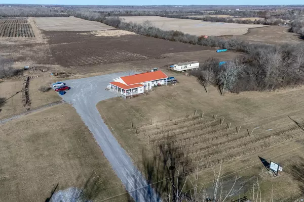 Prince Edward County, ON K0K 2J0,804 Closson RD