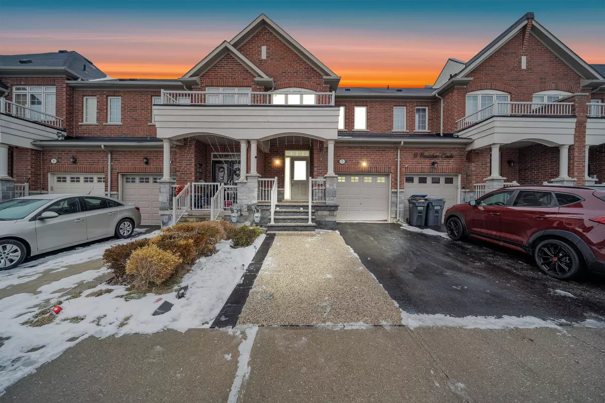 Brampton, ON L6R 3N5,7 Pendulum CIR N