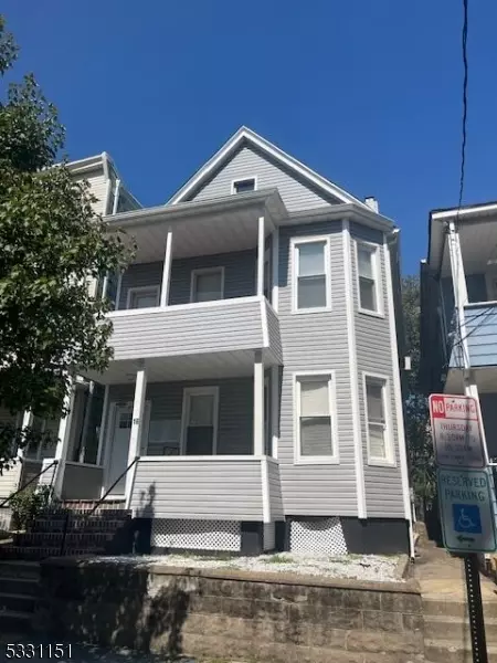 16 Quincy St, Passaic City, NJ 07055