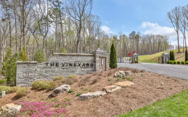 44 High Summit Drive, Talking Rock, GA 30175