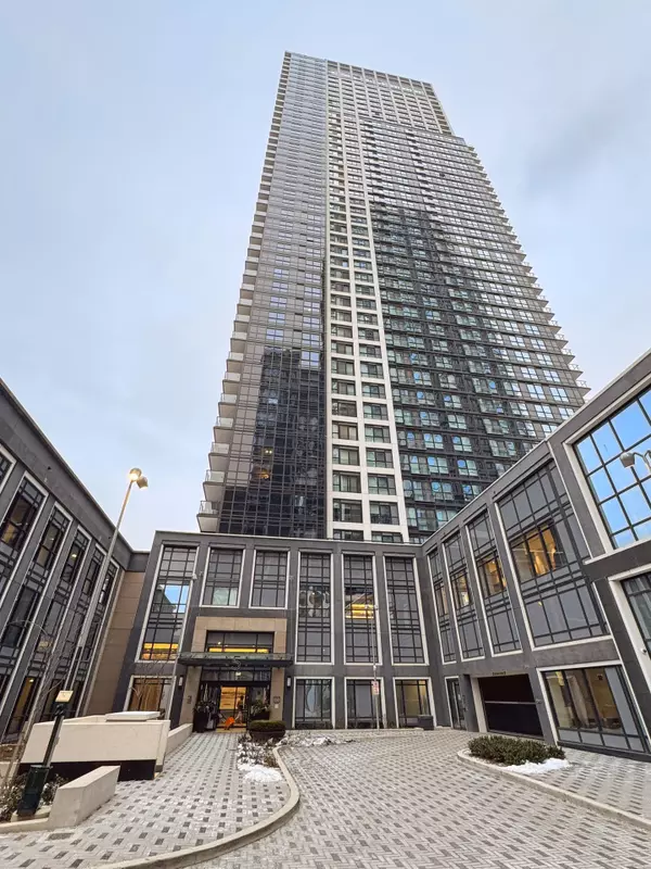 5 Mabelle AVE #2932, Toronto W08, ON M9A 0C8