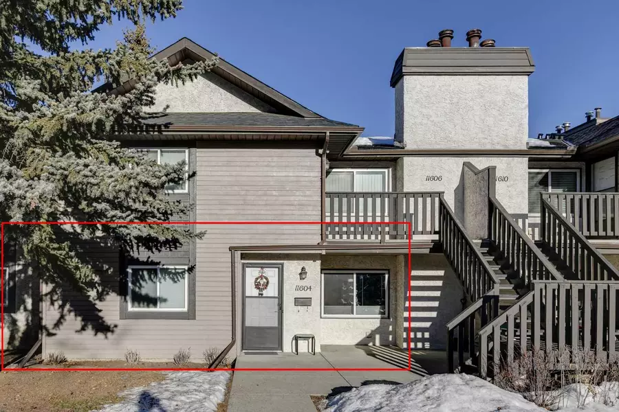 11604 Oakfield DR Southwest, Calgary, AB T2W 4T1