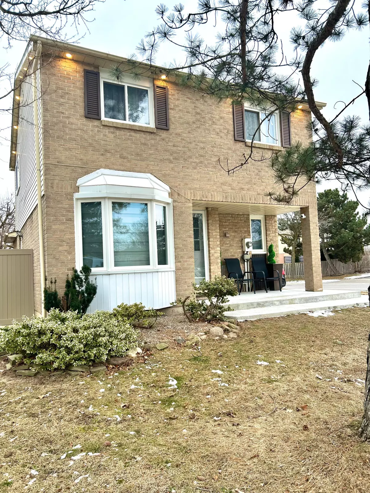 Mississauga, ON L5N 3M6,6395 Millers GRV