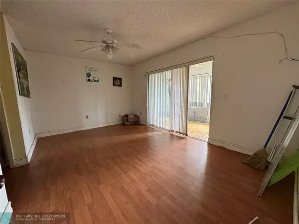 Pompano Beach, FL 33063,6670 Royal Palm Blvd  #311K