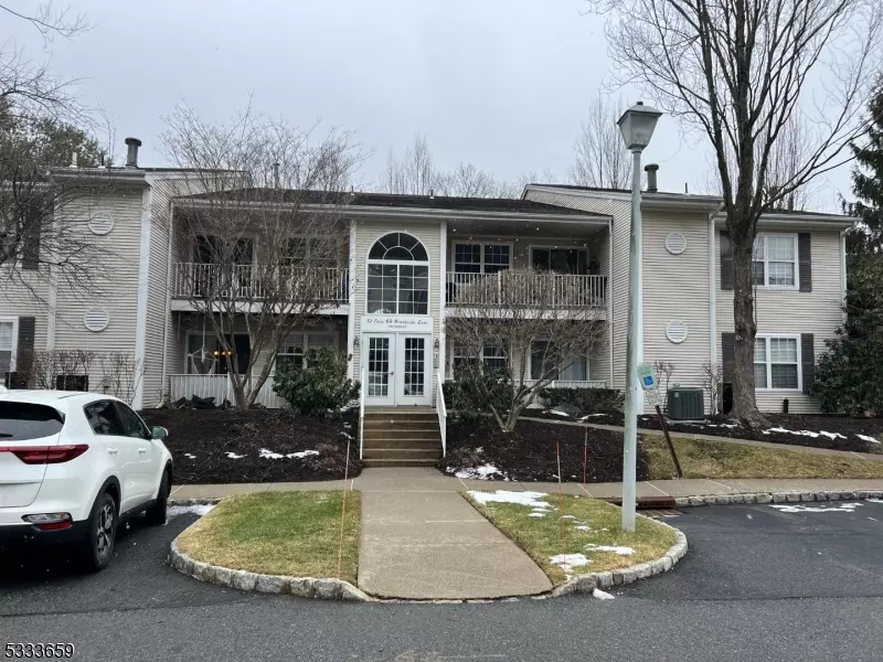 Mount Arlington Boro, NJ 07856,61 Brookside Ln