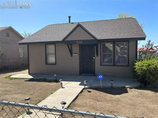 926 W 11th ST, Pueblo, CO 81003