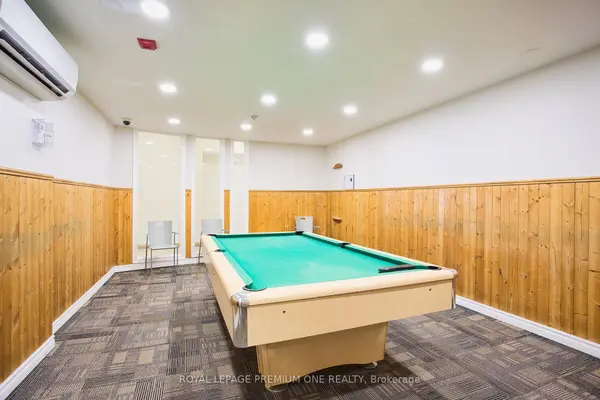 1600 Keele ST #1002, Toronto W03, ON M6N 5J1