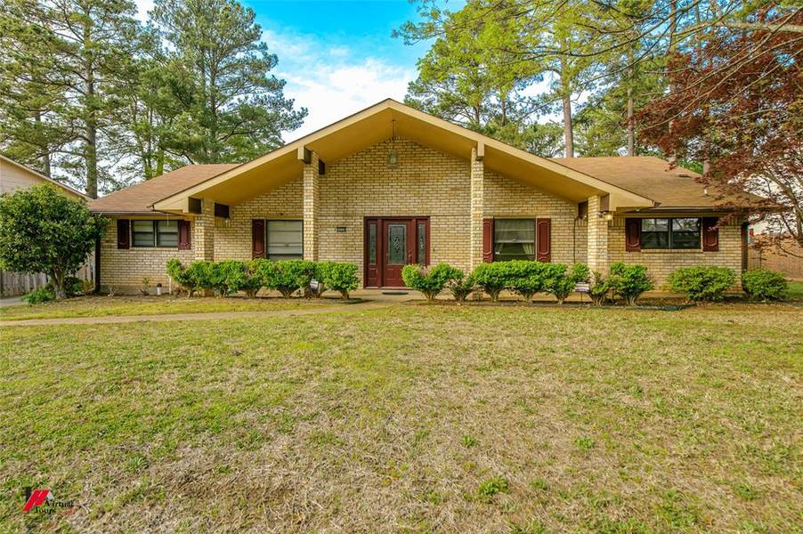 2408 Prestwick Drive, Shreveport, LA 71118