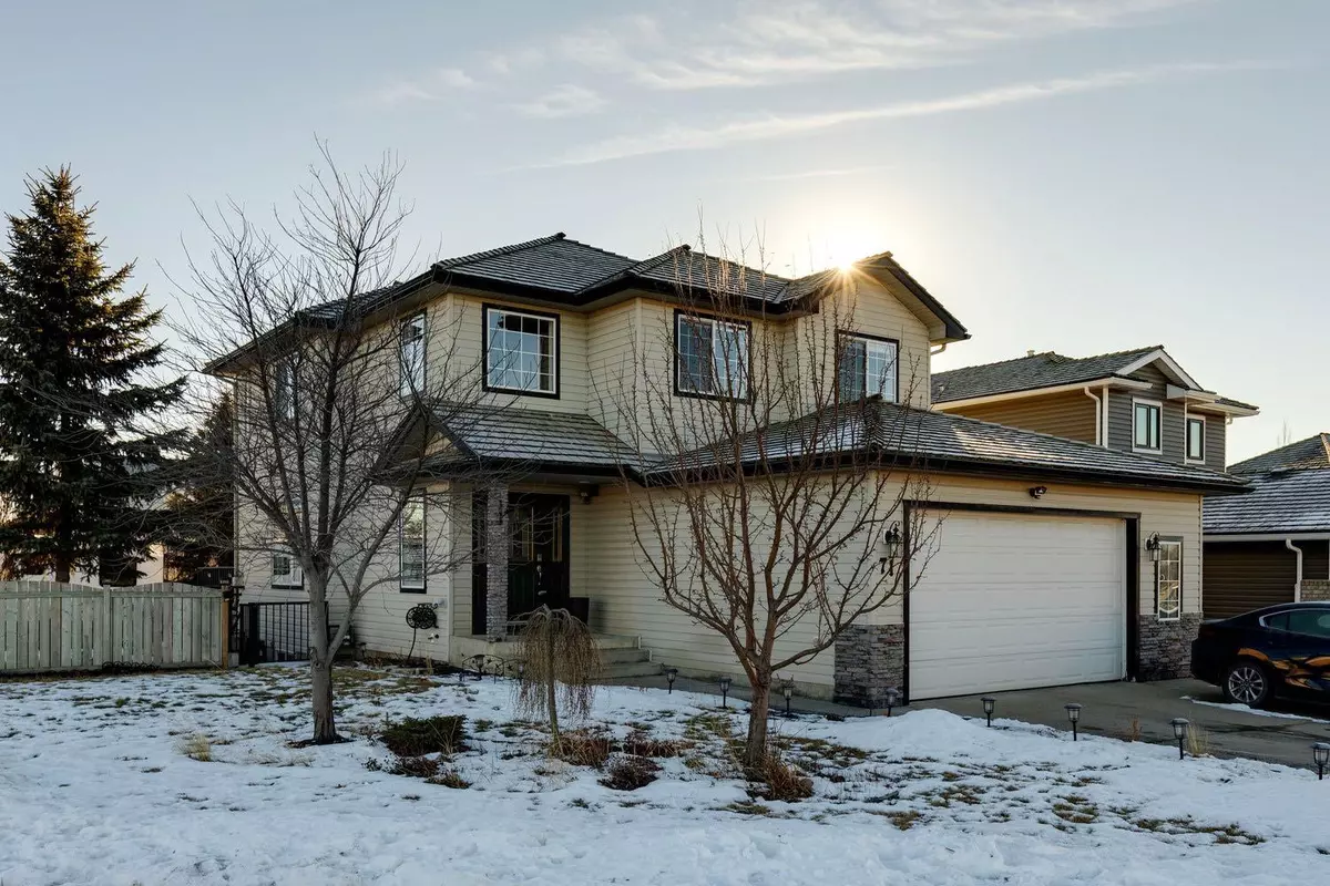 Cochrane, AB T4C 1R6,71 West Mitford CRES