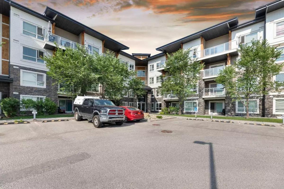 Calgary, AB T3N 0P4,240 Skyview Ranch RD NE #2108