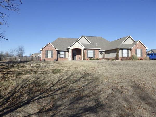 11420 County Road, Ada, OK 74820